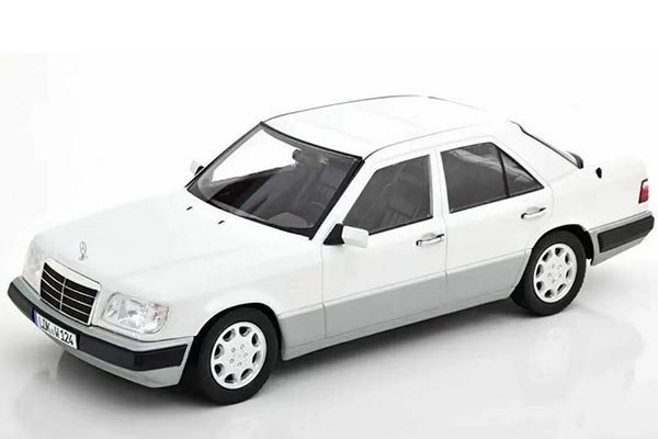 1989 Mercedes-Benz E-Class W124 E320 Diecast Model 1:18 White