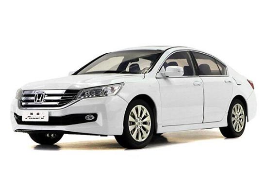 2014 Honda Accord 1:18 Scale Diecast Car Model