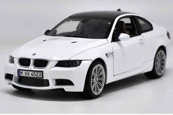 BMW M3 Coupe 1:18 Scale Diecast Car Model White By MotorMax