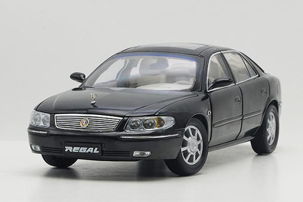2004 Buick Regal 1:18 Scale Diecast Car Model
