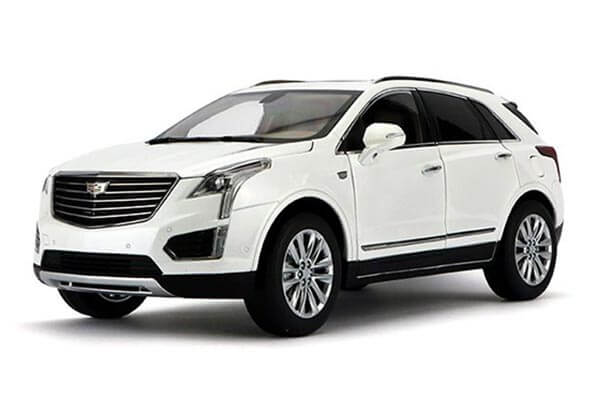 2016 Cadillac XT5 1:18 Scale Diecast SUV Model White