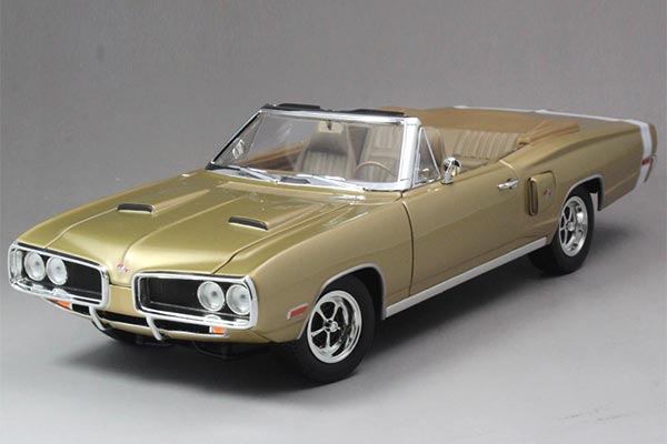 1970 Dodge Coronet R/T 1:18 Scale Diecast Car Model