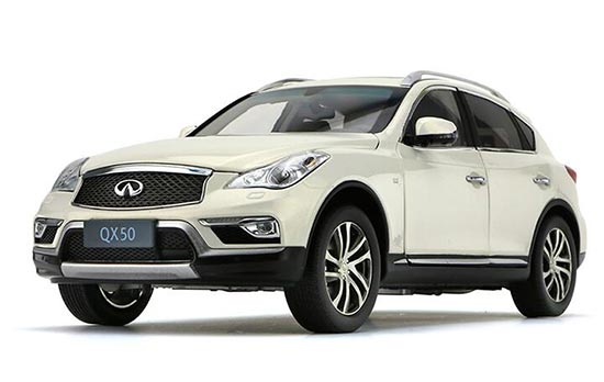 2015 Infiniti QX50 1:18 Scale Diecast SUV Model White