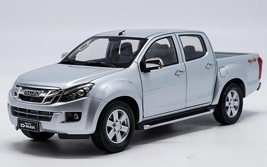 2015 Isuzu D-MAX Pickup Truck 1:18 Scale Diecast Model