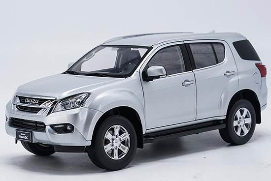 2015 Isuzu MU-X 1:18 Scale Diecast SUV Model