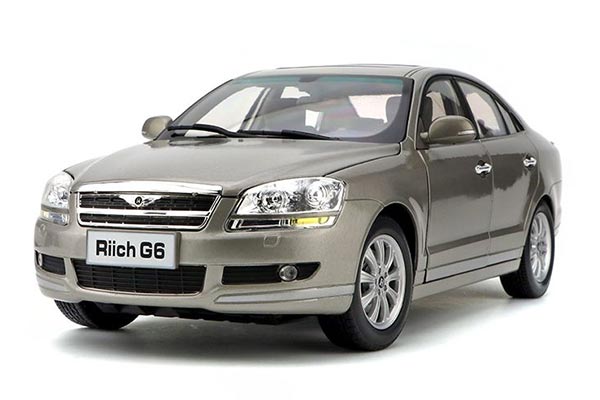 2011 Chery Riich G6 1:18 Scale Diecast Car Model Silver