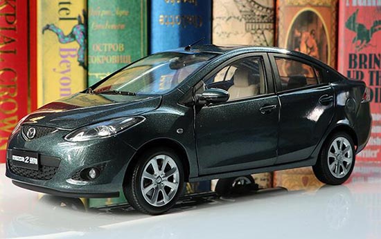 2008 Mazda 2 Sedan 1:18 Scale Diecast Car Model