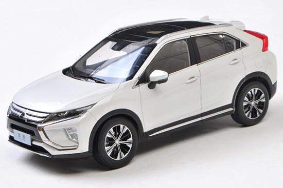 2018 Mitsubishi Eclipse Cross 1:18 Scale Diecast SUV Model