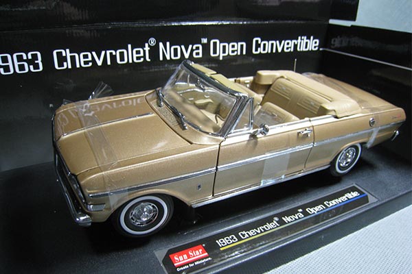 1963 Chevrolet Nova Open Convertible 1:18 Diecast Model Golden