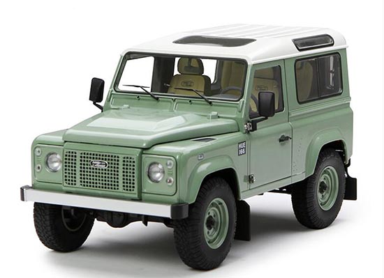 Land Rover Defender 90 SUV 1:18 Scale Diecast Model Green