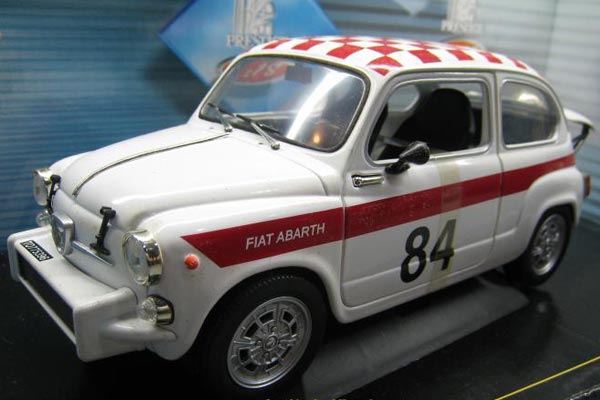 1961 Abarth 850 Diecast Car Model 1:18 Scale NO.84 White