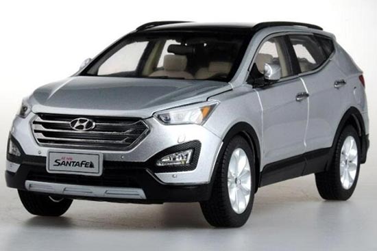 2015 Hyundai Santafe SUV Diecast Model 1:18 Scale Silver