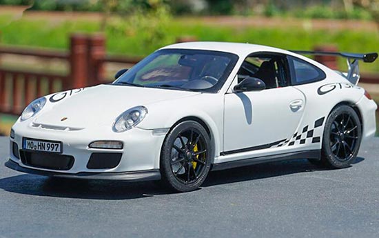 2010 Porsche 911 GT3 RS Diecast Car Model 1:18 Scale White