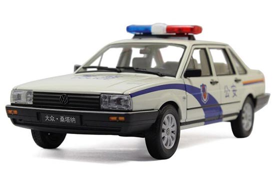 2004 Volkswagen Santana Diecast Police Car Model 1:18 Scale