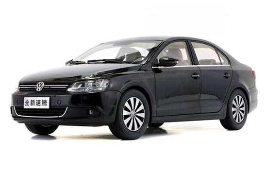 2012 Volkswagen Sagitar Diecast Car Model 1:18 Scale