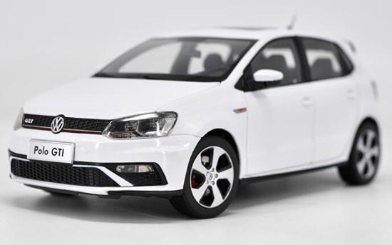 2015 Volkswagen Polo GTI Diecast Car Model 1:18 Scale White