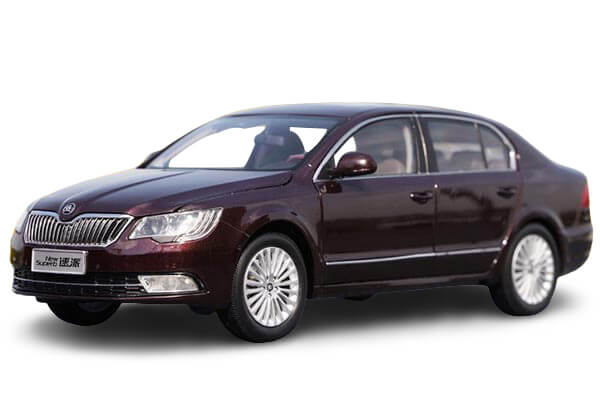 2013 Skoda Superb Diecast Car Model 1:18 Scale