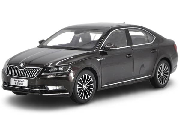 2016 Skoda Superb Diecast Car Model 1:18 Scale