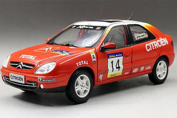 Citroen Xsara Diecast Car Model 1:18 Scale Red