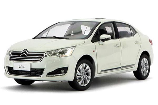 2013 Citroen C4L Diecast Car Model 1:18 Scale