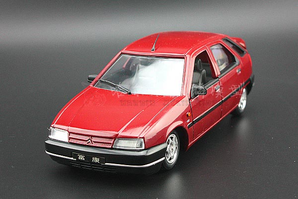 2004 Citroen ZX 988 Diecast Car Model 1:18 Scale Red