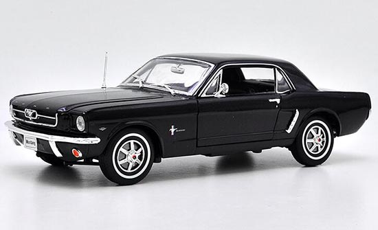 1964 1/2 Ford Mustang Coupe Diecast Car Model 1:18 Scale Black