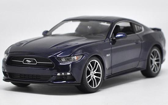 2015 Ford Mustang GT Diecast Car Model 1:18 Scale