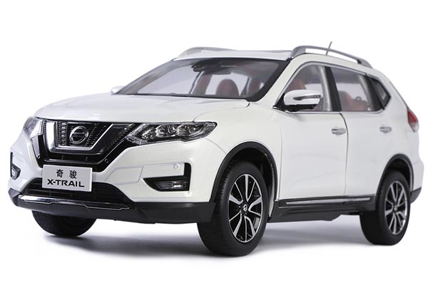 2019 Nissan X-Trail SUV Diecast Model 1:18 Scale