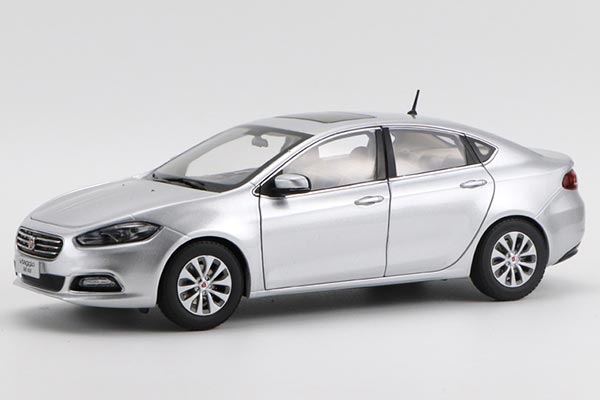 2012 Fiat Viaggio Diecast Car Model 1:18 Scale Silver