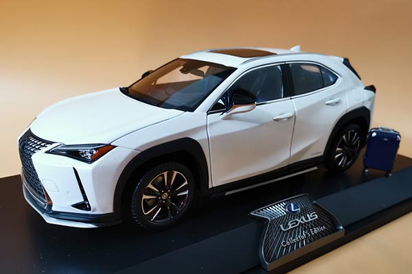 2019 Lexus UX 260h Diecast SUV Model 1:18 Scale