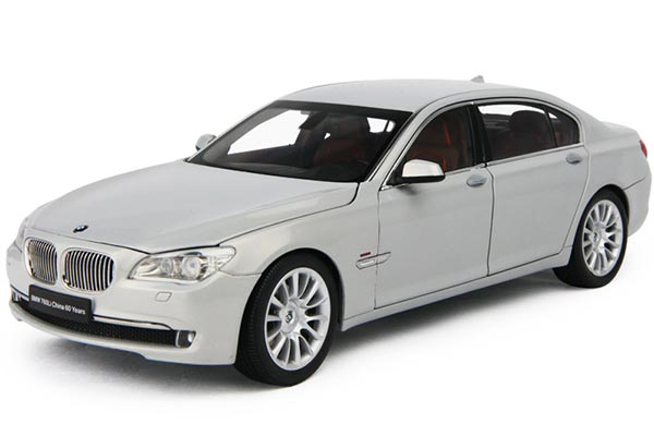 2010 BMW 7 Series 760Li Diecast Car Model 1:18 Silver By Kyosho