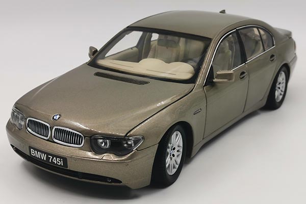 2004 BMW 7 Series 745i Diecast Car Model 1:18 Scale By KyoSho