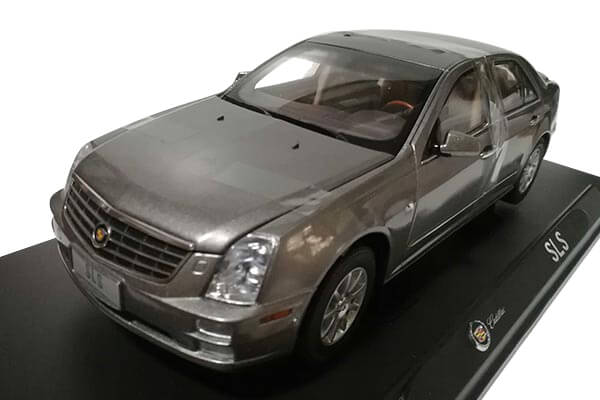 2007 Cadillac SLS Diecast Car Model 1:18 Scale Gray