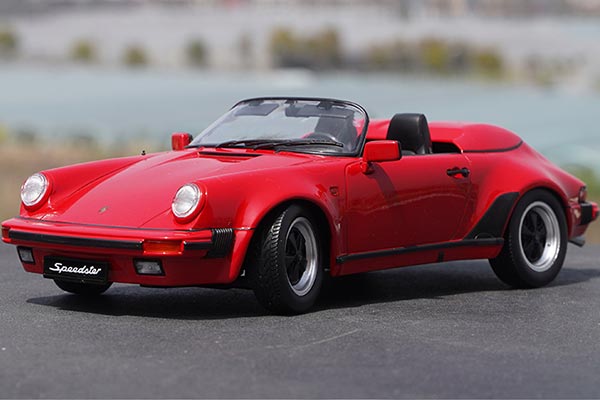 1989 Porsche 911 3.2 Speedster Diecast Car Model 1:18 Scale