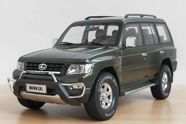 2014 Leopaard Q6 SUV Diecast Model 1:18 Scale Army Green