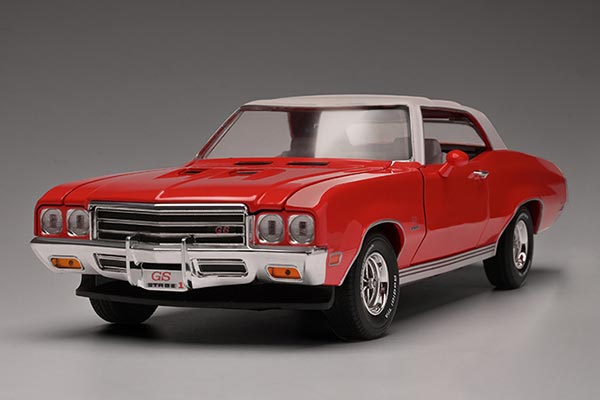 1972 Buick Skylark GS Convertible Diecast Model 1:18 Scale Red