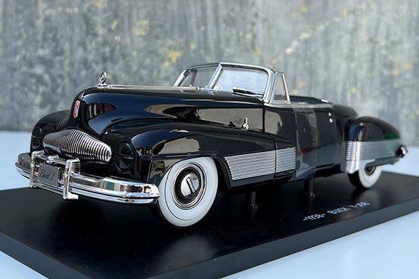 1938 Buick Y-JOB Diecast Car Model 1:18 Scale Black