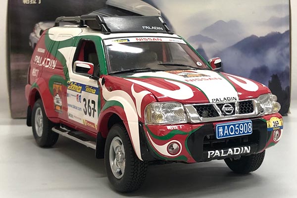 Nissan Paladin Dakar Racecar Diecast Model 1:18 Scale Red