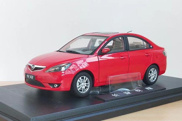 2009 Changan Yuexiang Sedan Diecast Car Model 1:18 Scale Red