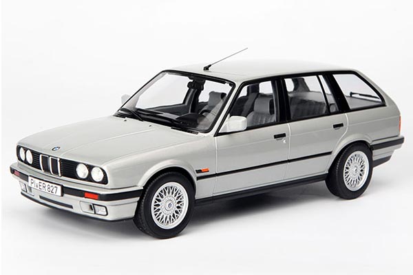 1991 BMW 325i Touring Diecast Model 1:18 Scale Silver
