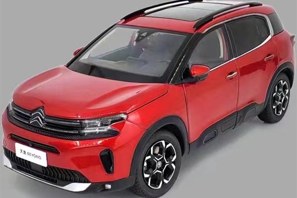 2022 Citroen C5 Aircross Beyond SUV Diecast Model 1:18 Scale Red