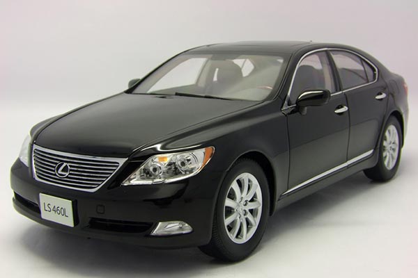 2006 Lexus LS 460L Sedan Diecast Car Model 1:18 Scale Black