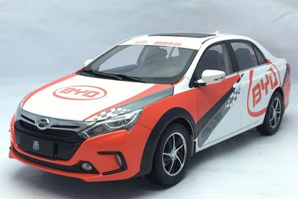 2014 BYD Qin Diecast Model 1:18 Scale CRC Racing Car White