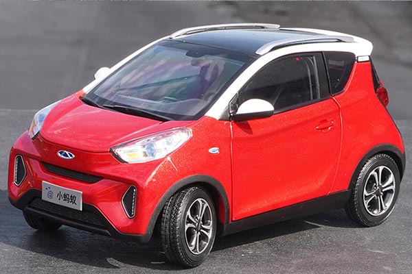 2021 Chery eQ1 New Energy Car Diecast Model 1:18 Scale Red