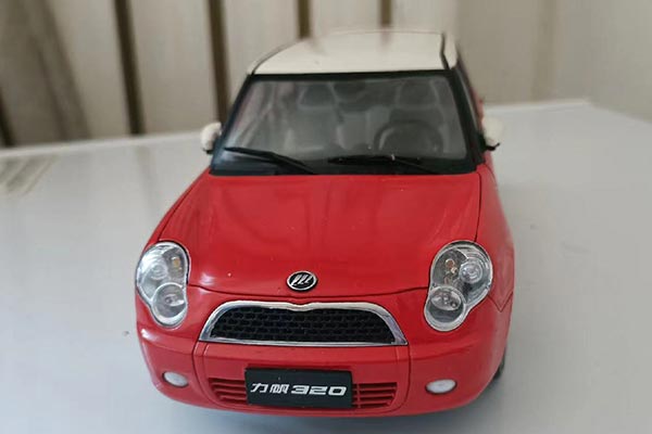 2009 Lifan 320 Hatchback Diecast Car Model 1:18 Scale