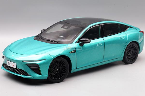 2022 Hozon Neta S Diecast Car Model 1:18 Scale