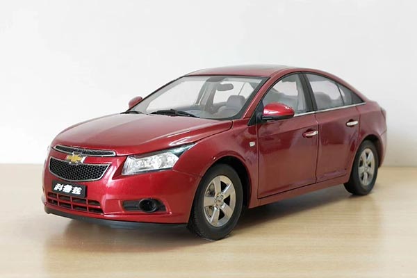 2009 Chevrolet Cruze Sedan Diecast Car Model 1:18 Scale