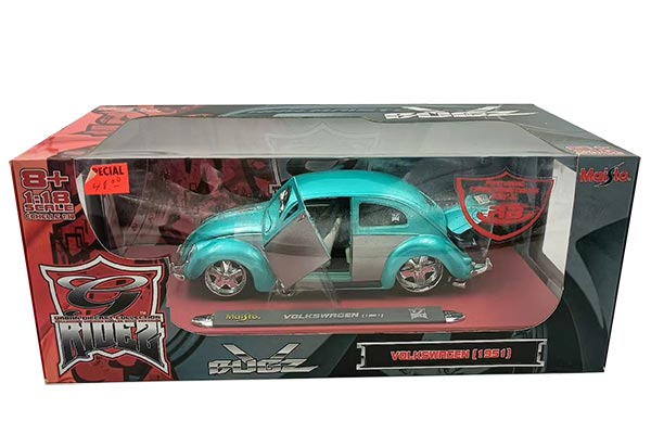 1951 Volkswagen Beetle Diecast Car Model 1:18 Scale Blue