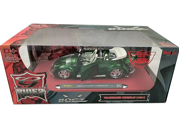 1951 Volkswagen Beetle Cabriolet Diecast Model 1:18 Scale Green