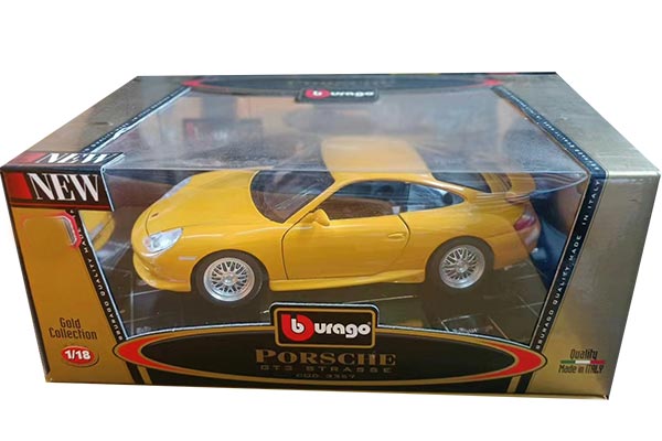 Porsche 911 GT3 Strasse Diecast Car Model 1:18 Scale Yellow